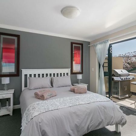 Blue Moon Apartments Knysna Exterior photo